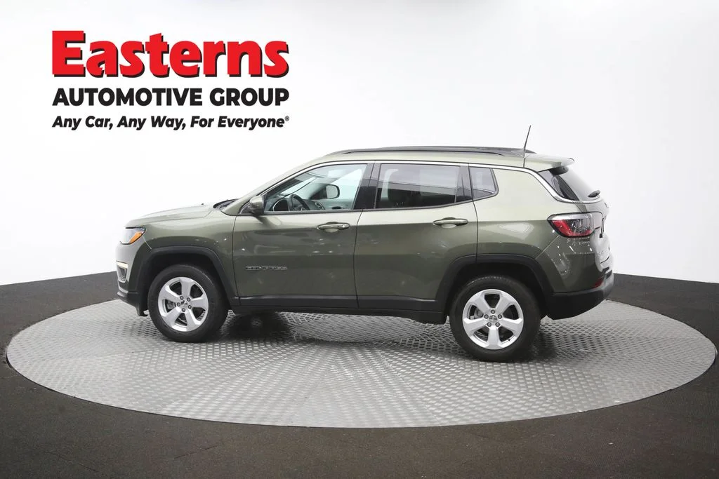 Used 2021 Green Jeep Latitude image 62