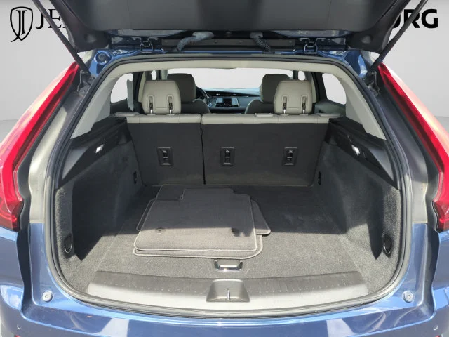 Used 2019 Blue Cadillac Luxury image 19