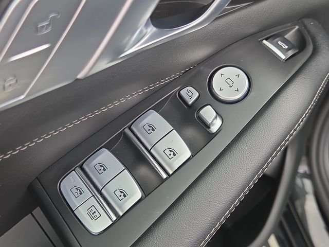Used 2026 Black Sapphire Metallic BMW xDrive40i image 24