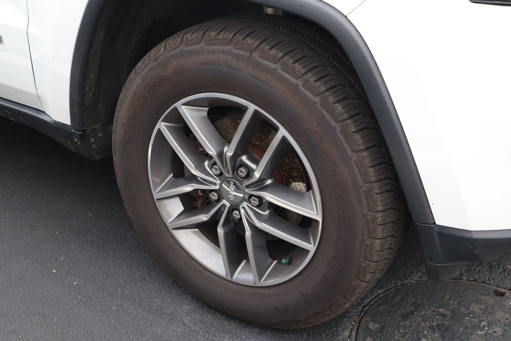 Used 2017 White Jeep Limited image 8