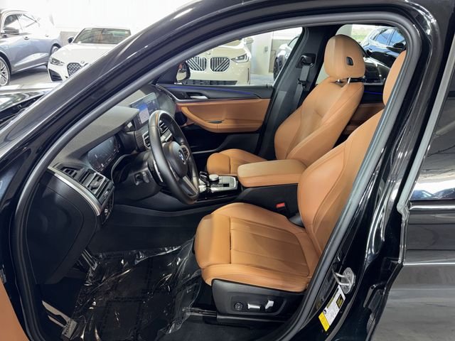 Used 2023 Black Sapphire Metallic BMW sDrive30i image 19