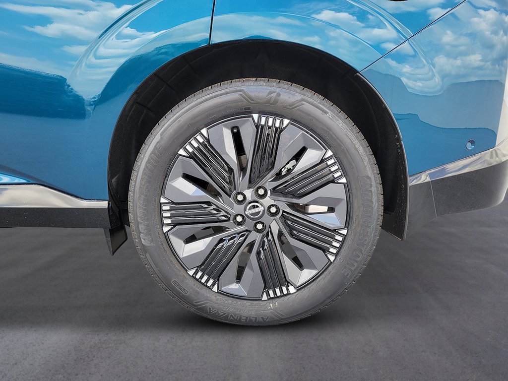 New 2026 Aurora Blue Pearl Metallic/Super Black Nissan Platinum image 13