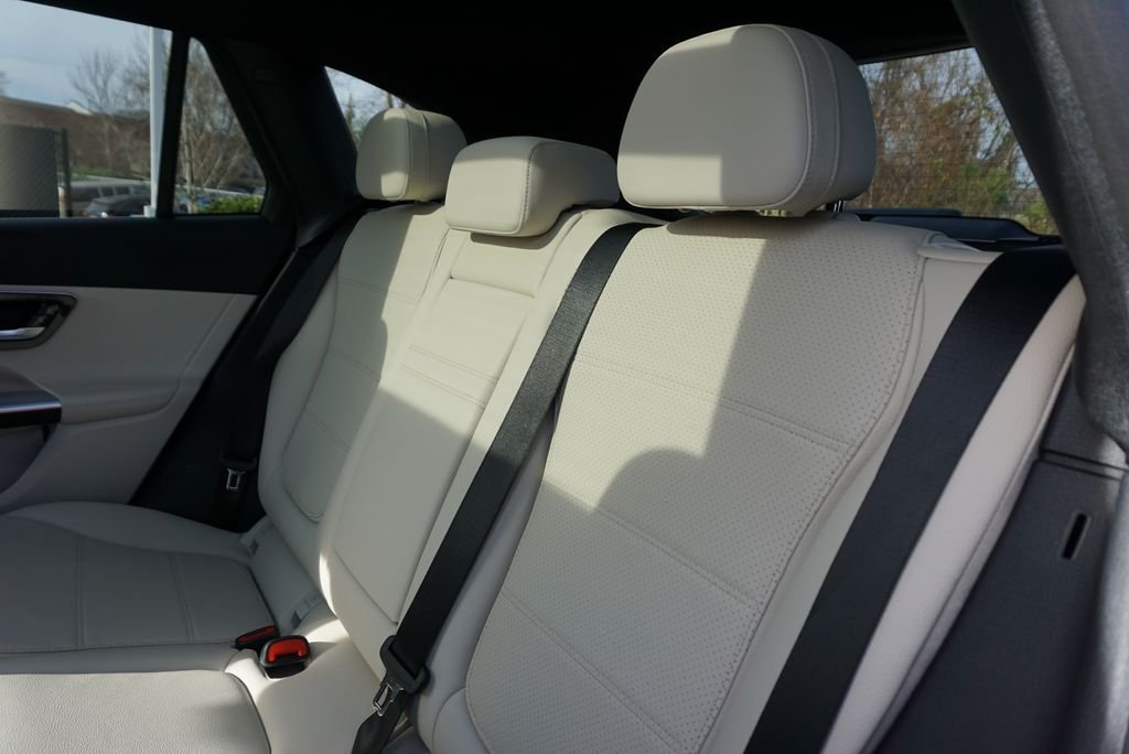 Used 2026 Black Mercedes-Benz GLC 300 image 14