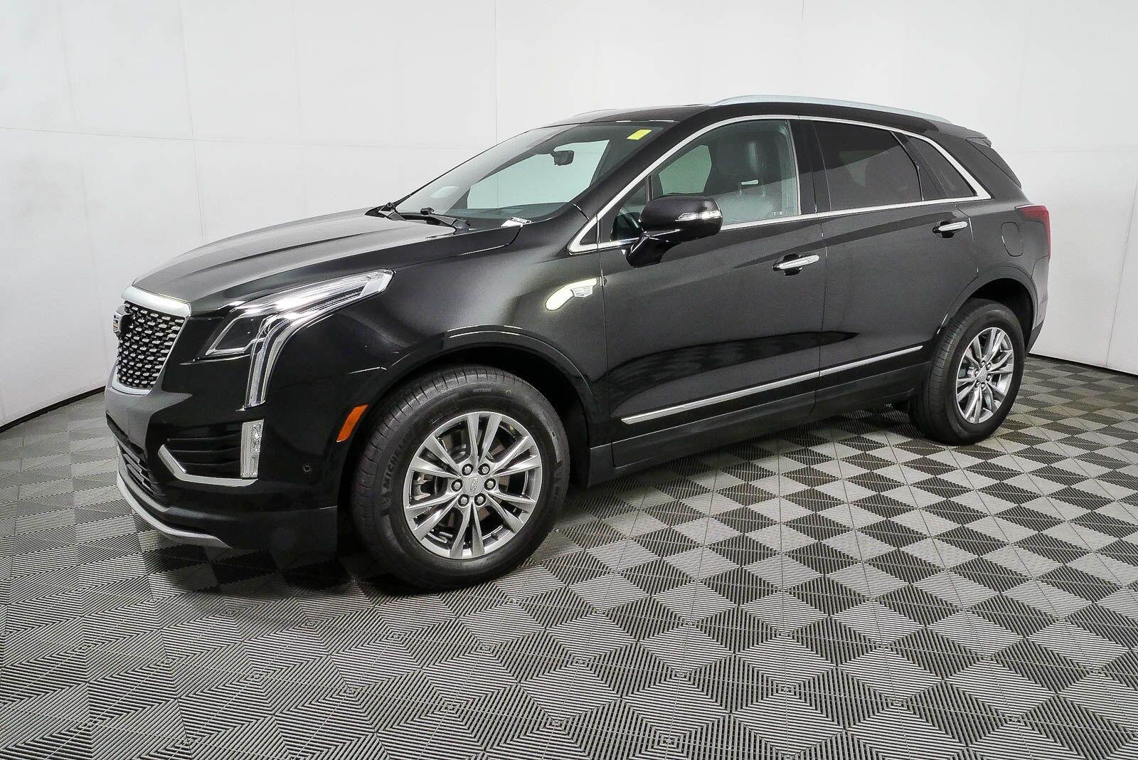 Used 2023 Stellar Black Metallic Cadillac Premium Luxury image 28