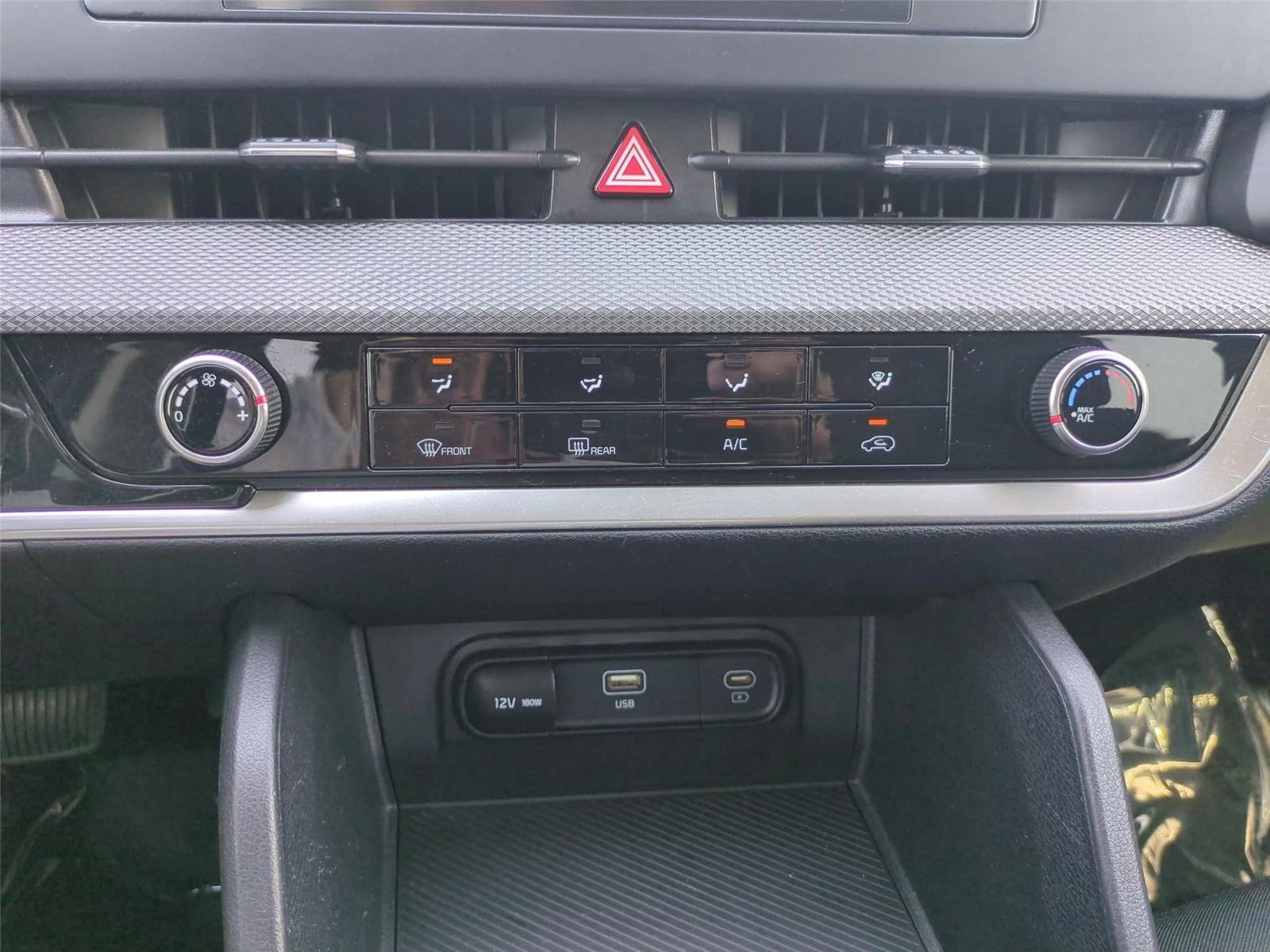 Used 2023 Gravity Gray Kia LX image 27