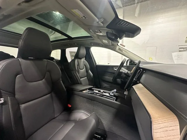 New 2026 Onyx Black Volvo Ultra image 16