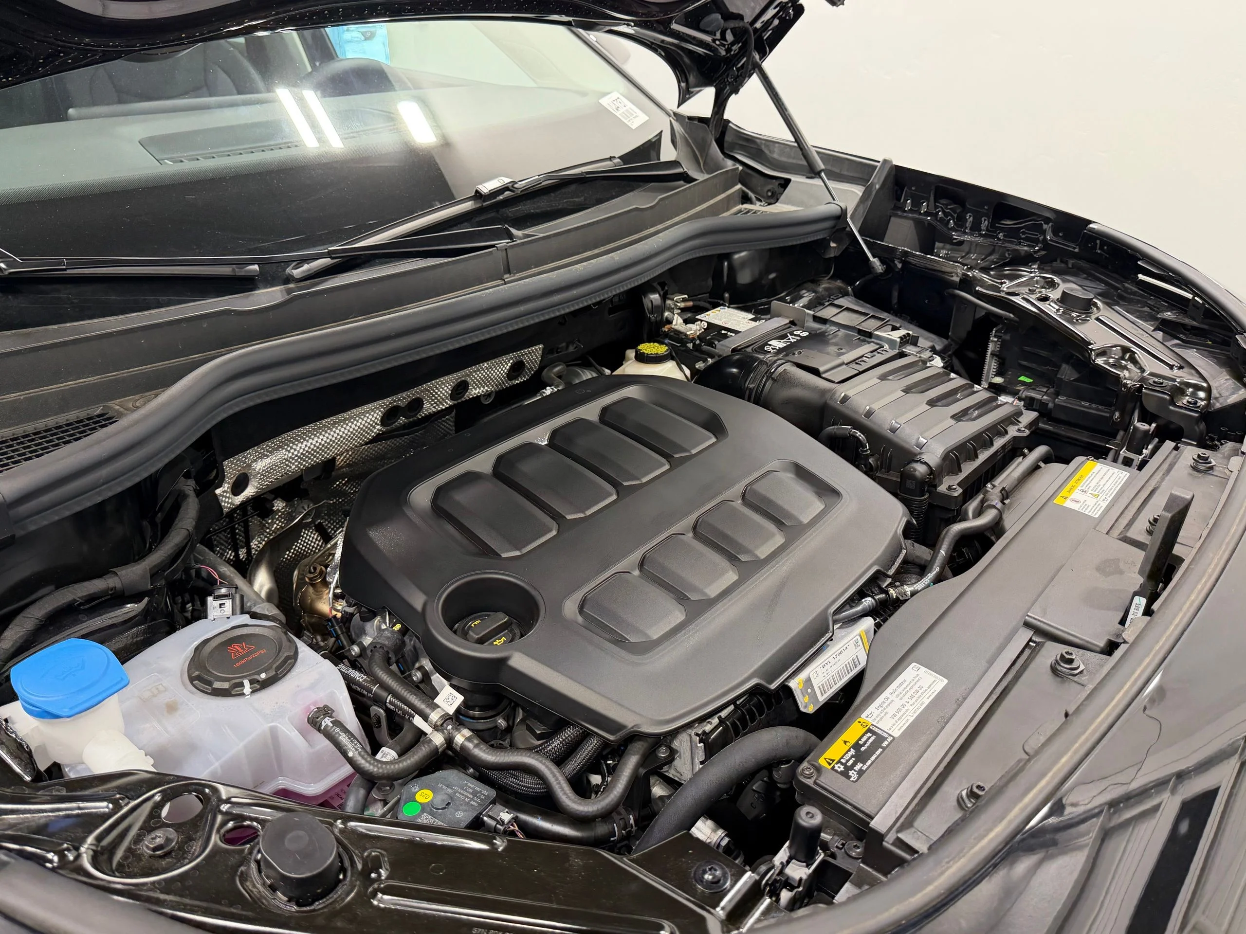 New 2026 Black Volkswagen 2.0T SE image 50