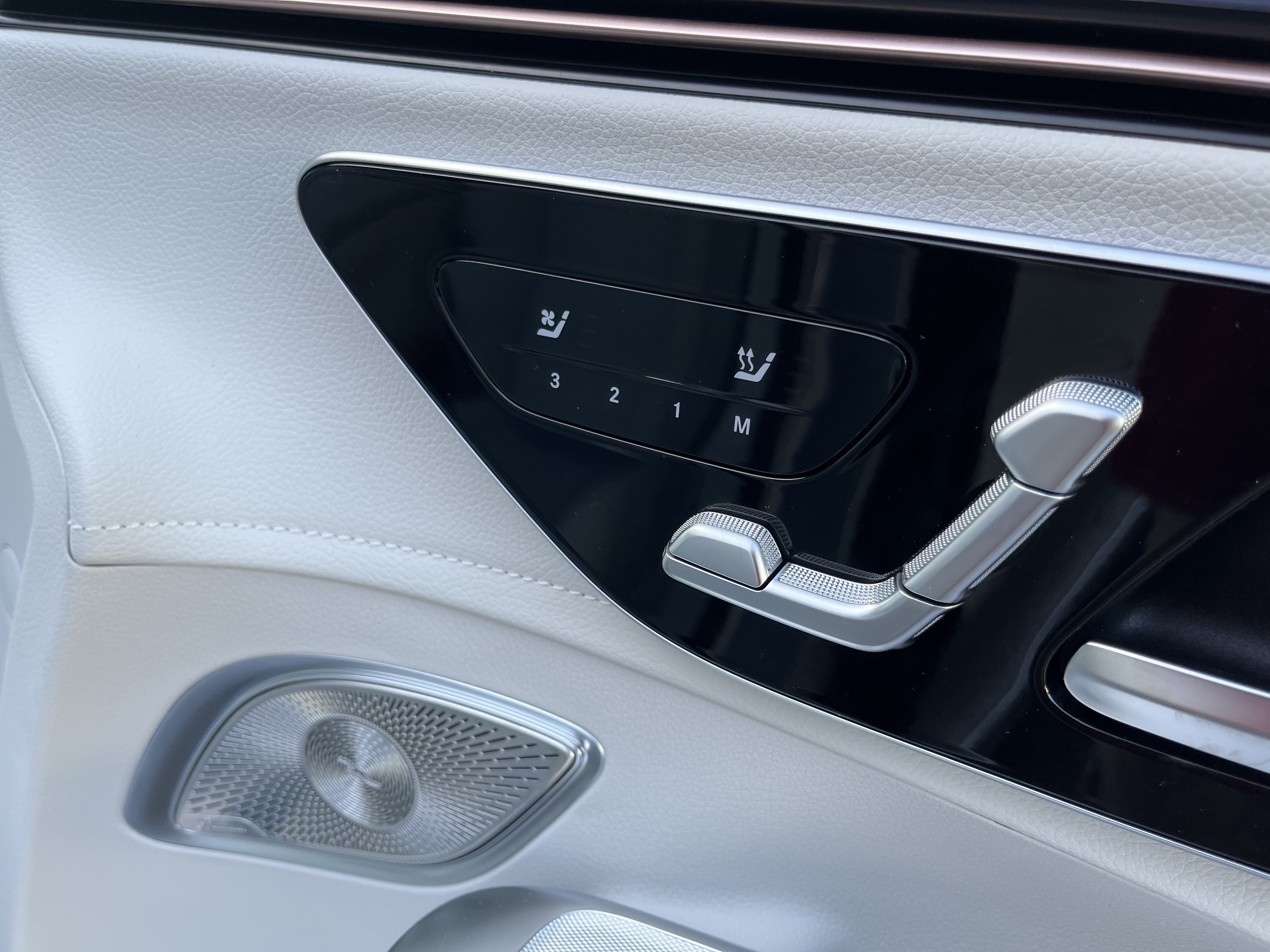 New 2026 Cirrus Silver Metallic Mercedes-Benz EQE 320 image 22