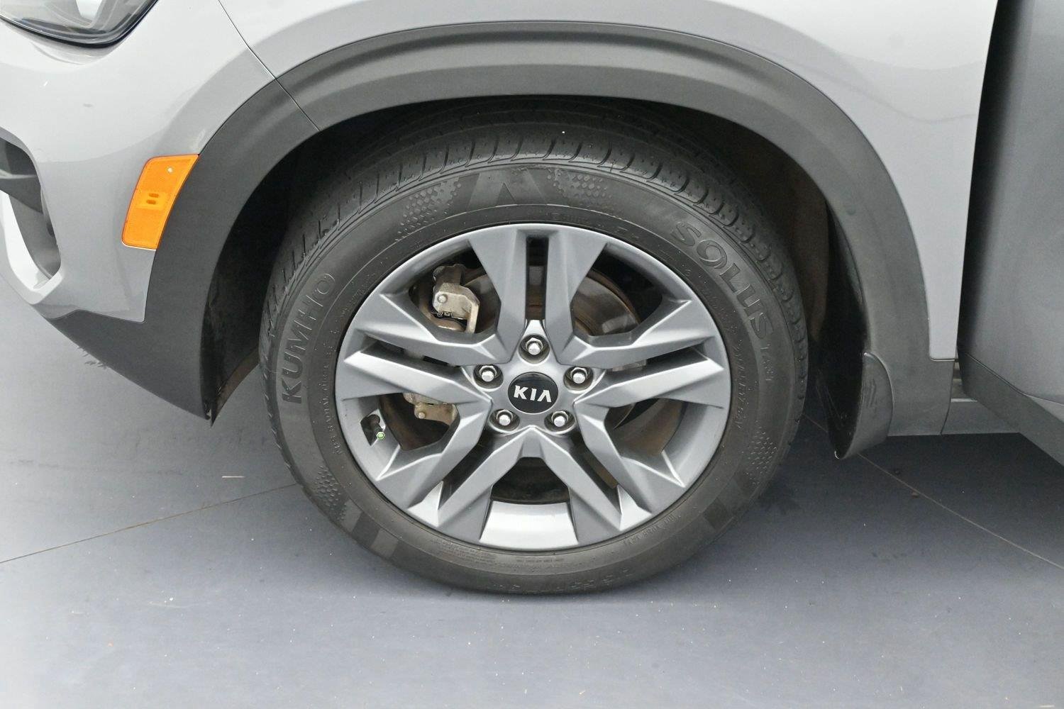 Used 2021 Steel Gray Kia S image 28