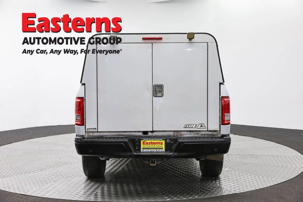 Used 2016 White Ford XL image 6