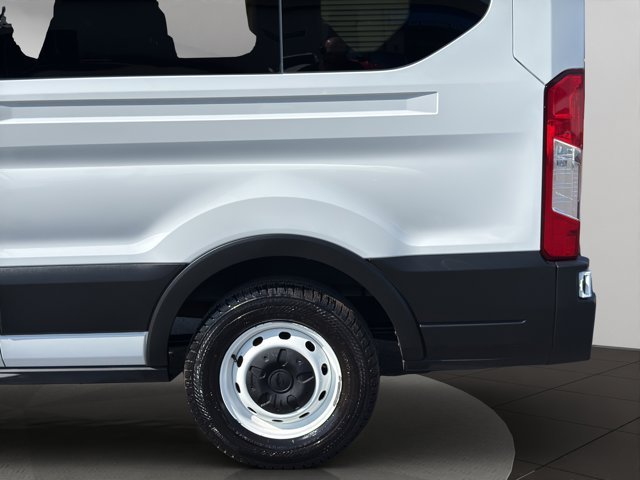 Used 2023 White Ford XL image 23