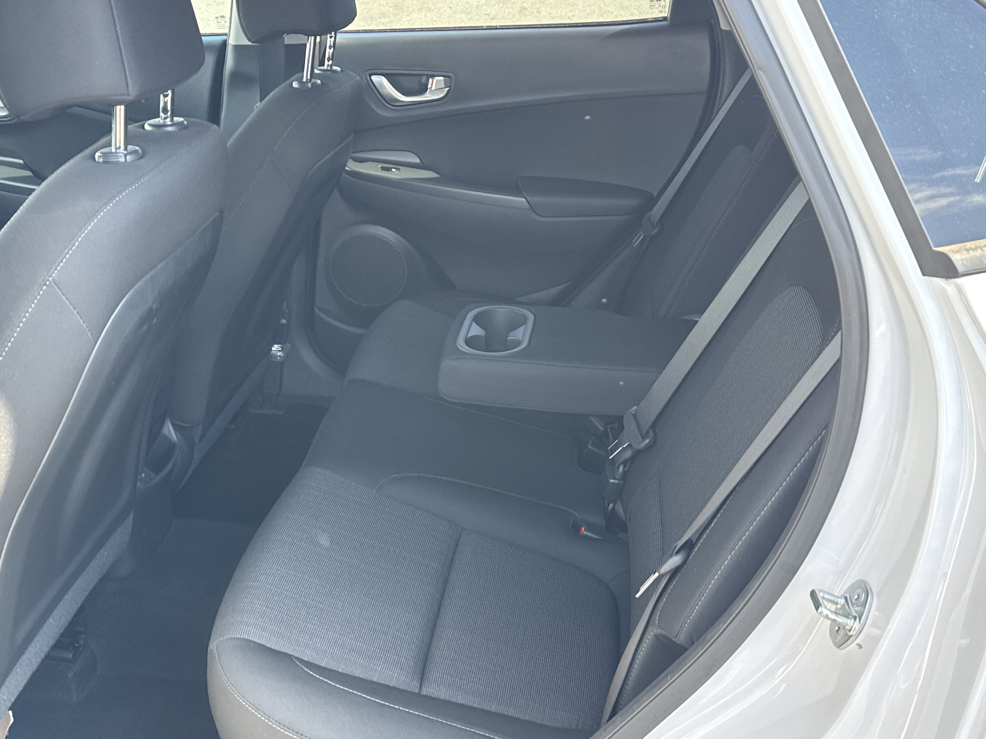 Used 2023 Lunar White Hyundai SEL image 26