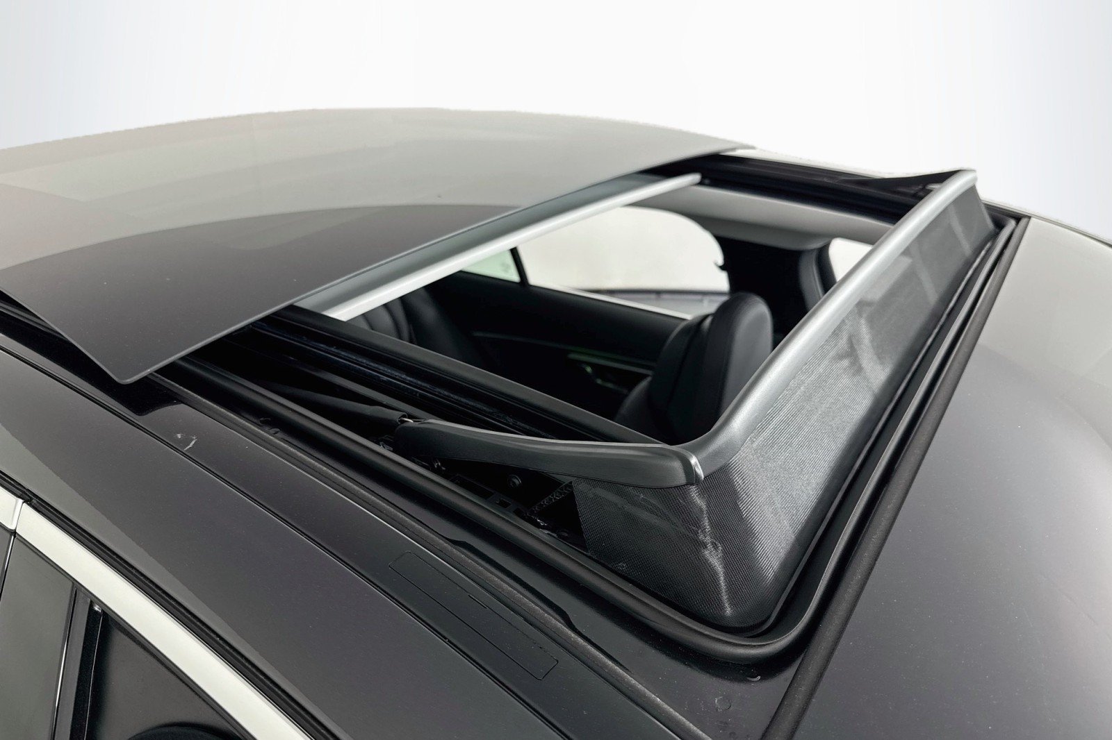 New 2026 Graphite Grey Metallic Mercedes-Benz E 350 RWD Sedan image 21