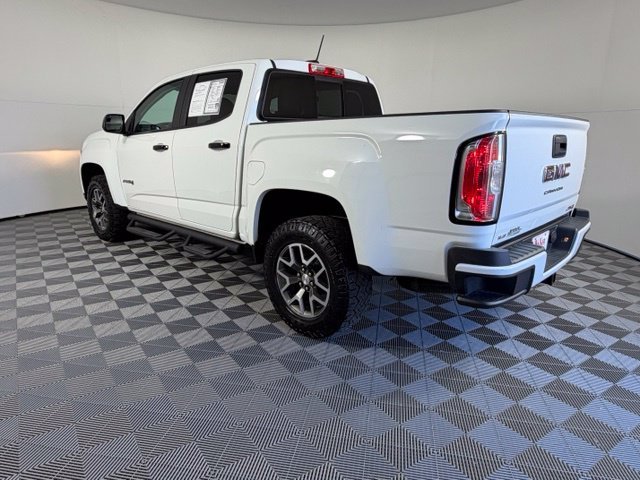 Certified Used 2022 White GMC AT4 w/Cloth image 5