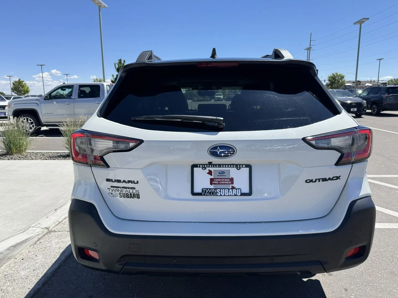 Certified Used 2025 Crystal White Pearl Subaru Onyx Edition image 6