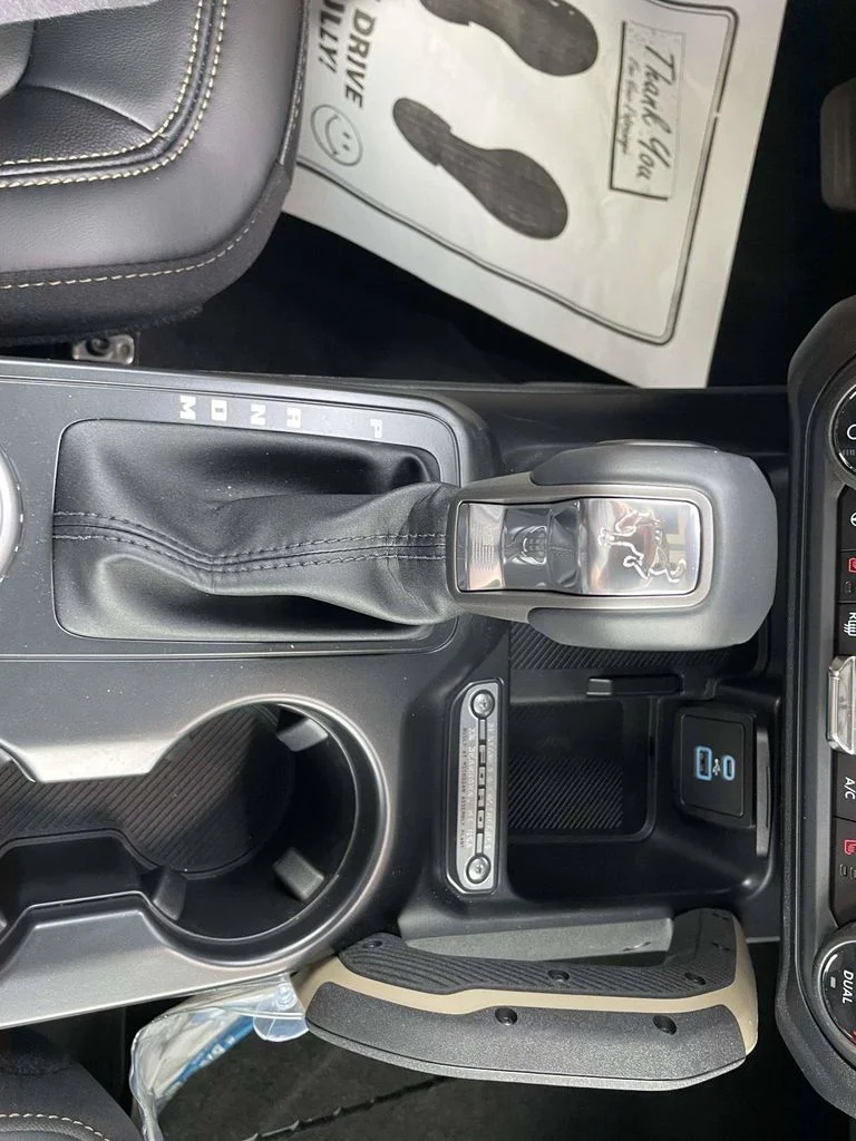 New 2025 Oxford White Ford Badlands® image 16