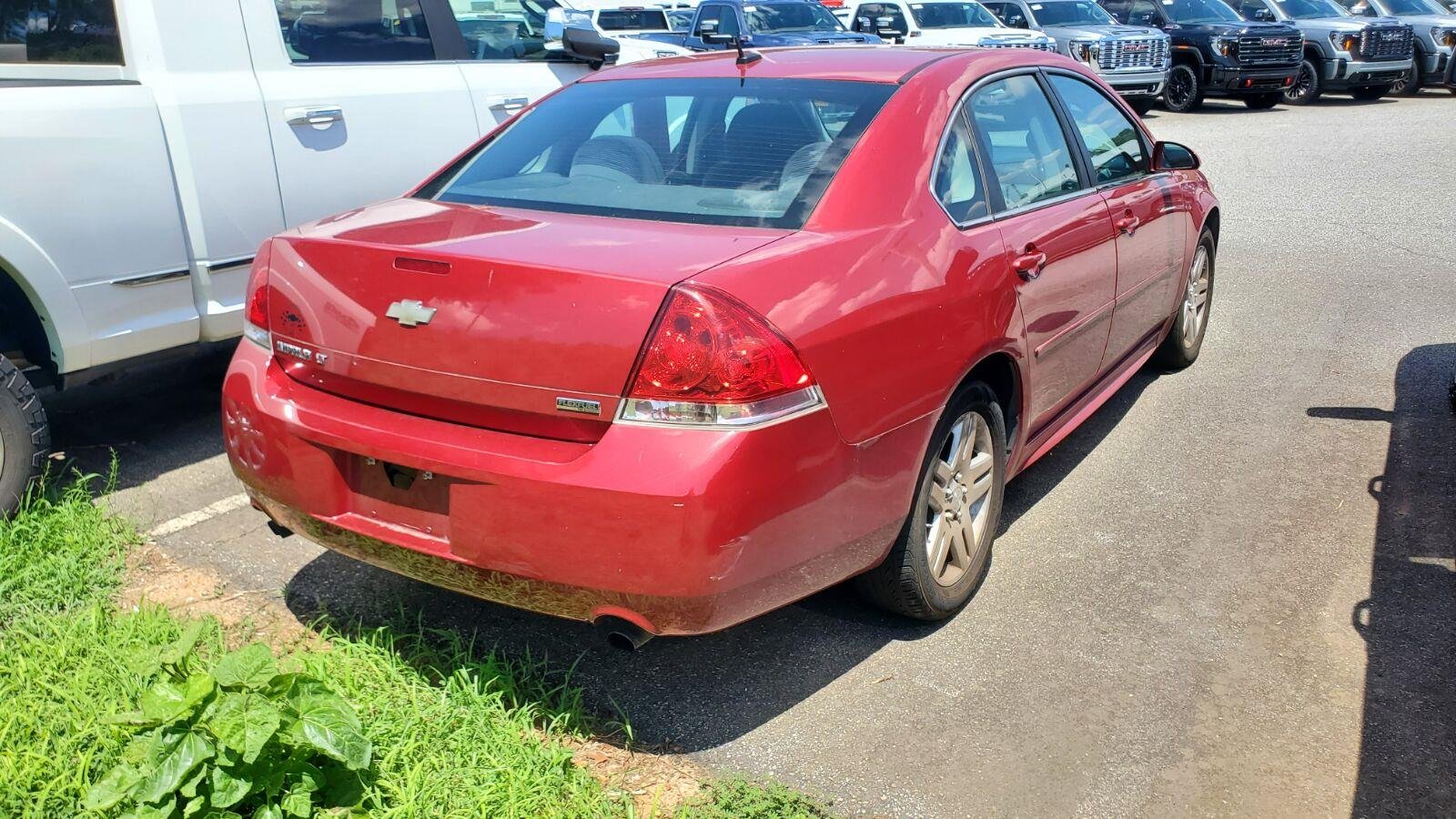 Used 2013 CRYSTAL RED TINTCOAT Chevrolet LT image 9