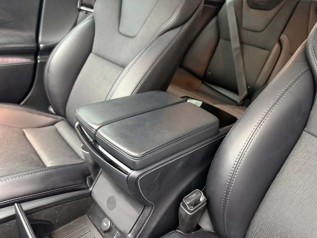 Used 2018 Black Tesla 75D image 26