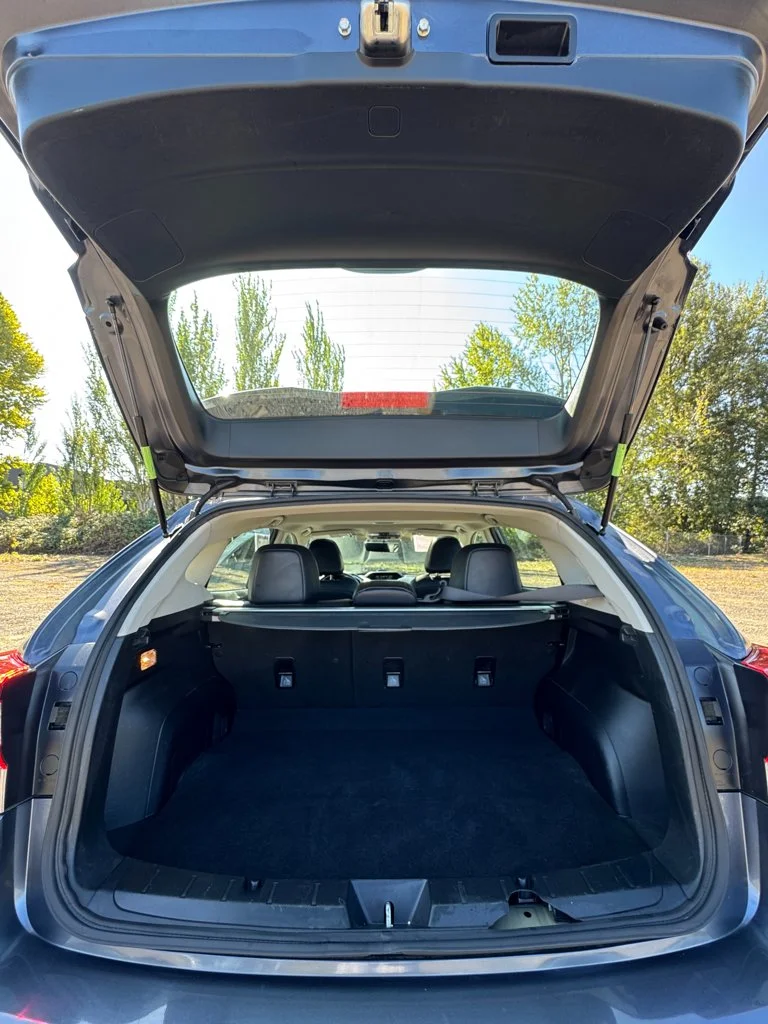 Used 2017 Carbide Gray Metallic Subaru 2.0i Limited image 9