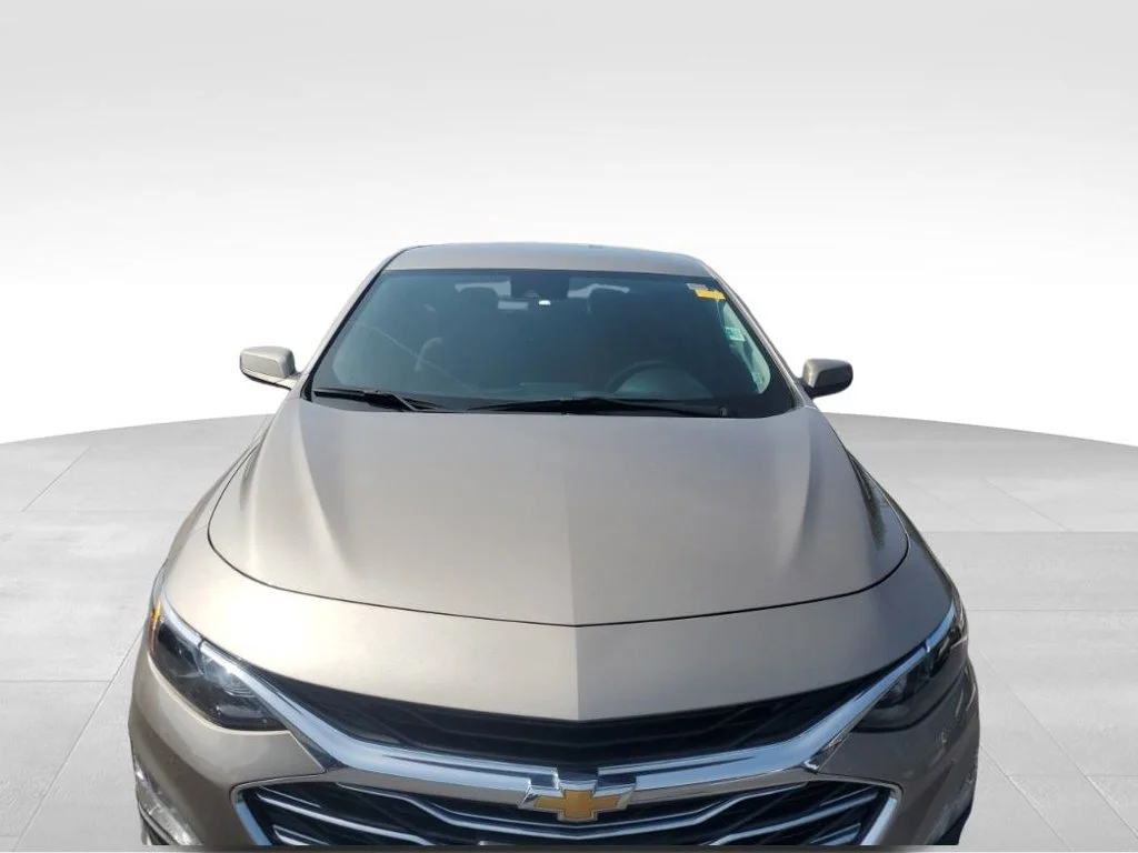 Used 2025 Gray Chevrolet LT image 10