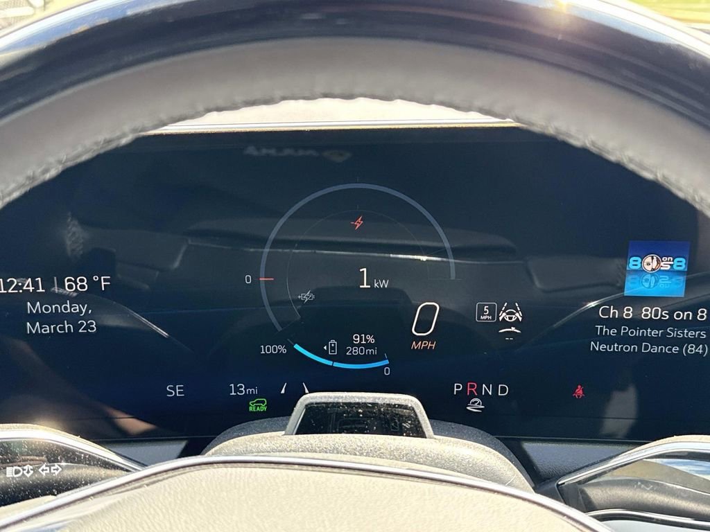2026 Cadillac OPTIQ Luxury - Photo 17