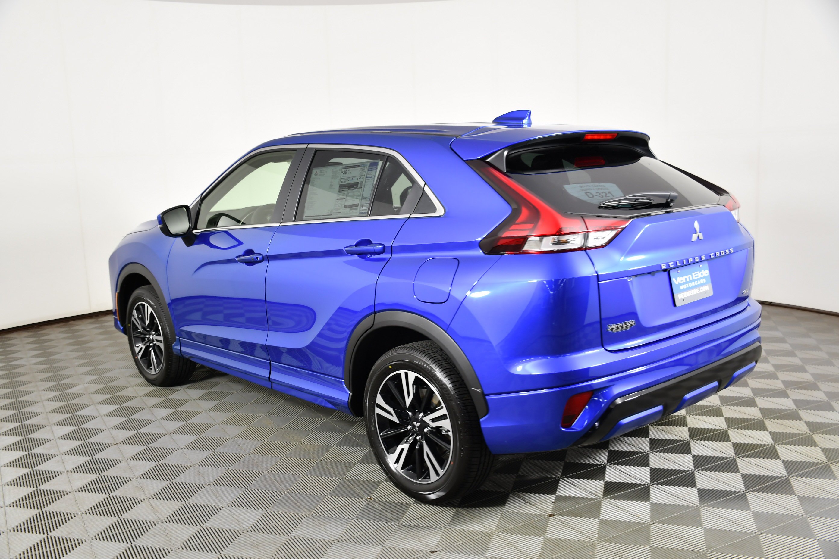 New 2026 Lightning Blue Metallic Mitsubishi SEL 1.5T S-AWC image 8