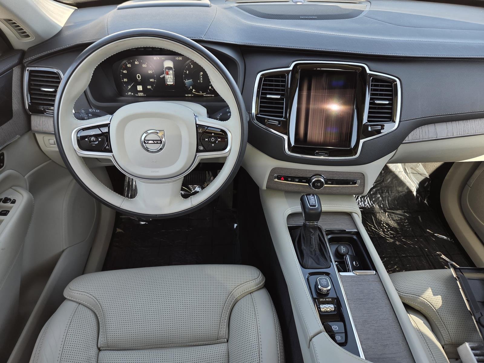 Used 2020  Volvo Inscription image 14