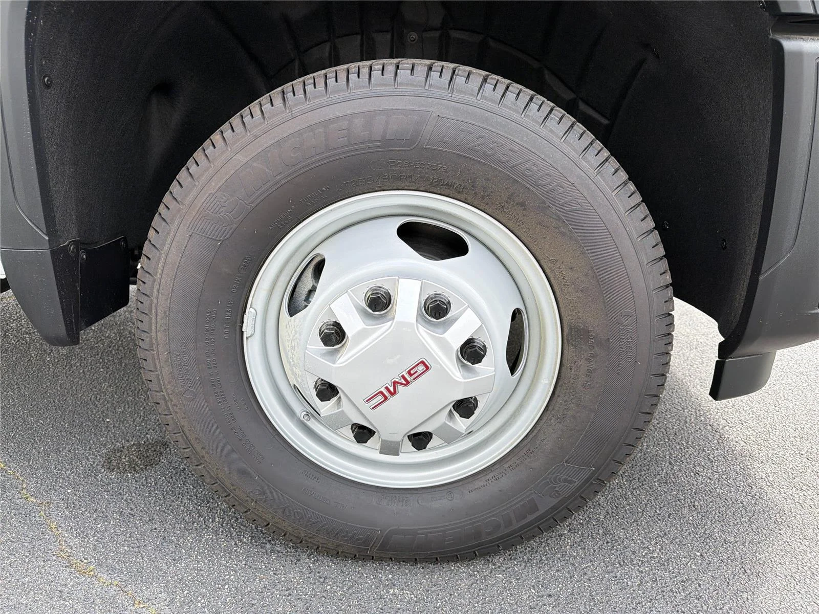 2026 GMC Sierra 3500HD Pro - Photo 10