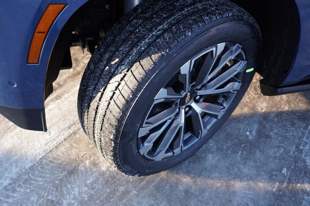 2026 Chevrolet Suburban High Country - Photo 9
