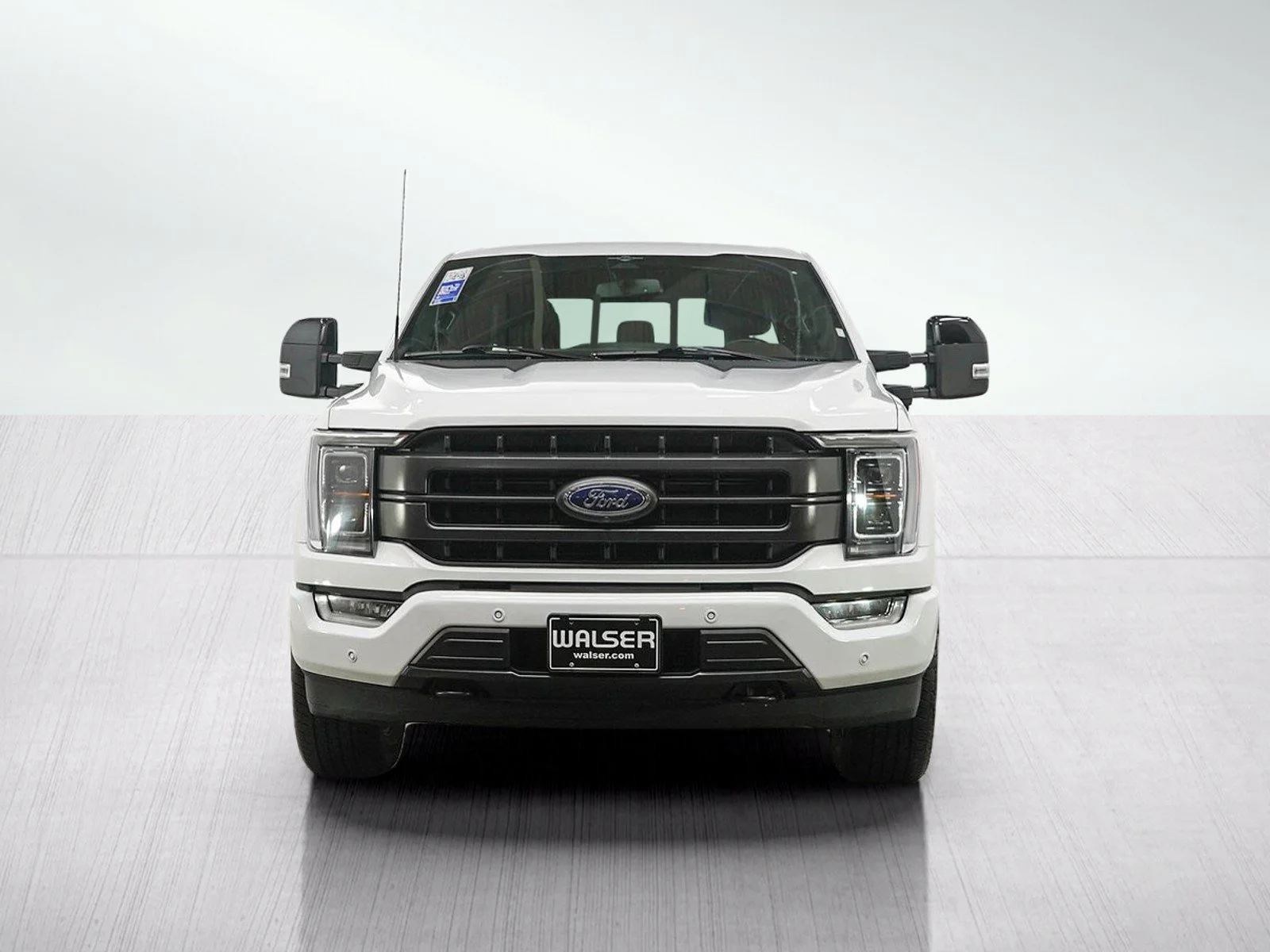 Used 2023  Ford Lariat image 8