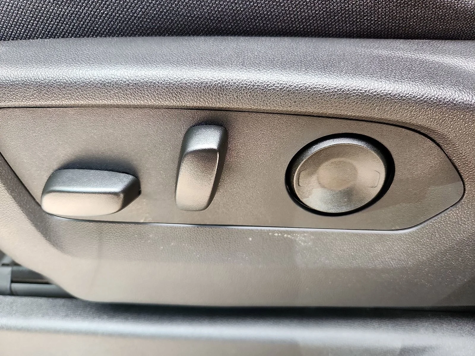 2026 GMC Sierra 1500 SLE - Photo 10