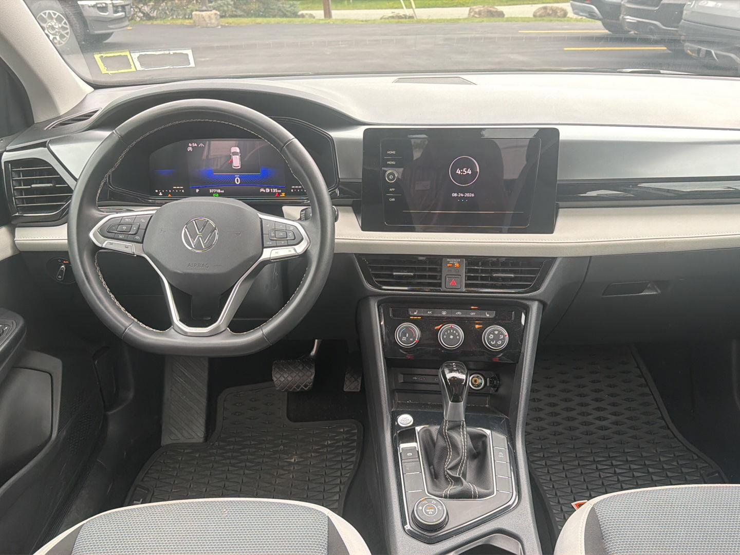 Used 2025 Platinum Gray Metallic Volkswagen S image 9