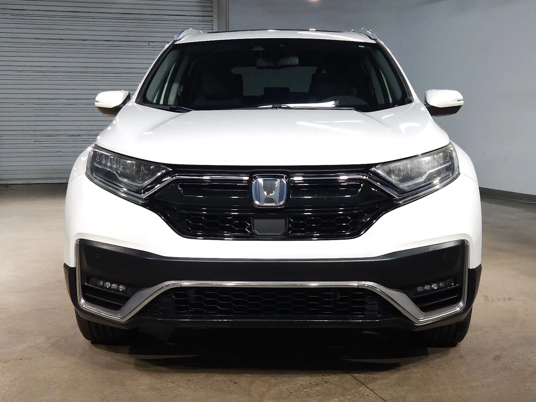 Used 2022 Platinum White Pearl Honda Touring image 2