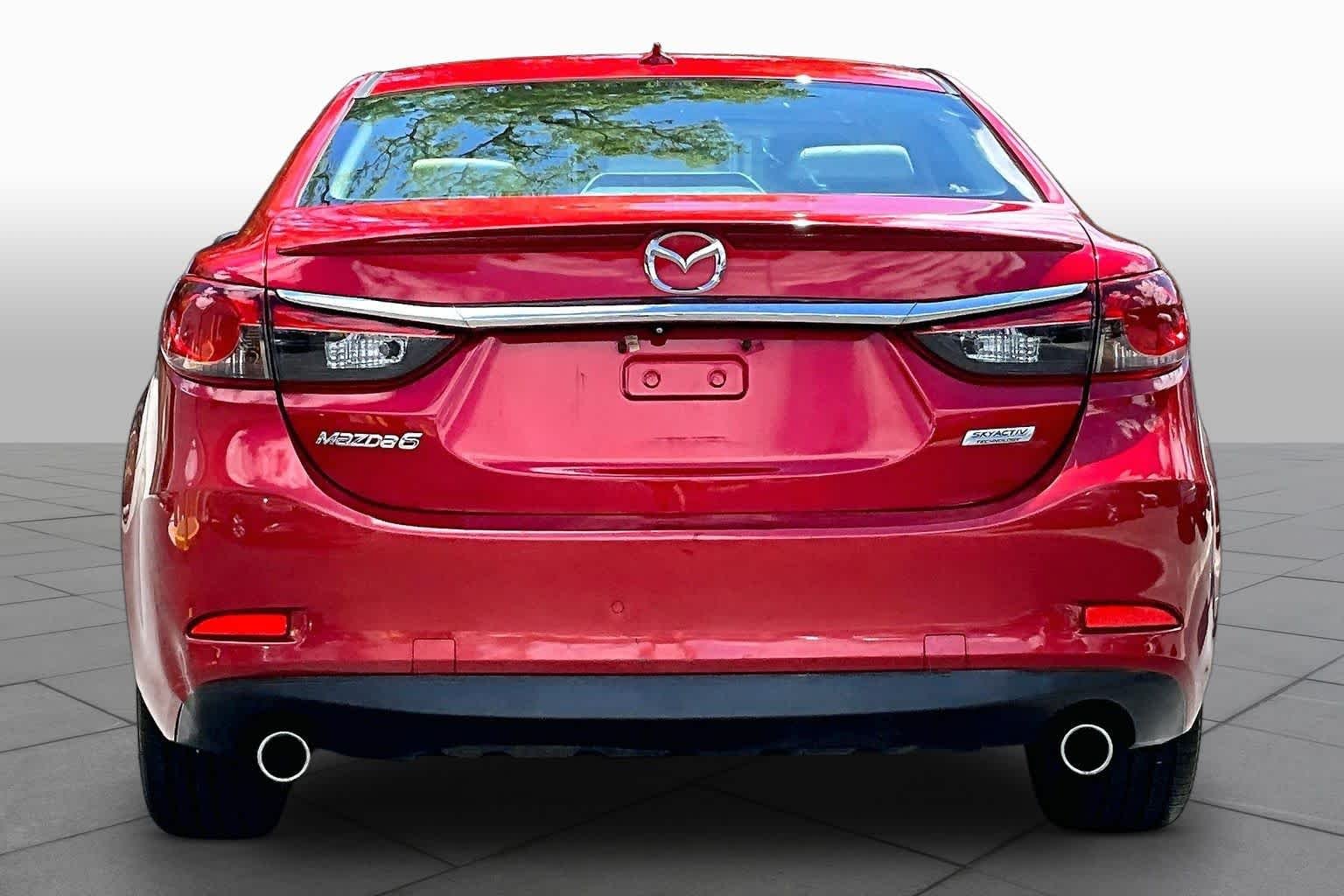 Used 2015 Soul Red Metallic Mazda i Grand Touring image 4