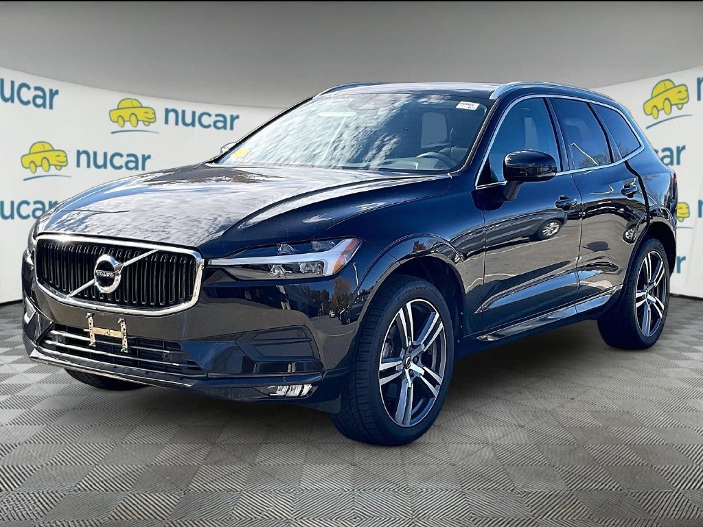 Used 2021 Black Volvo T5 Momentum image 2