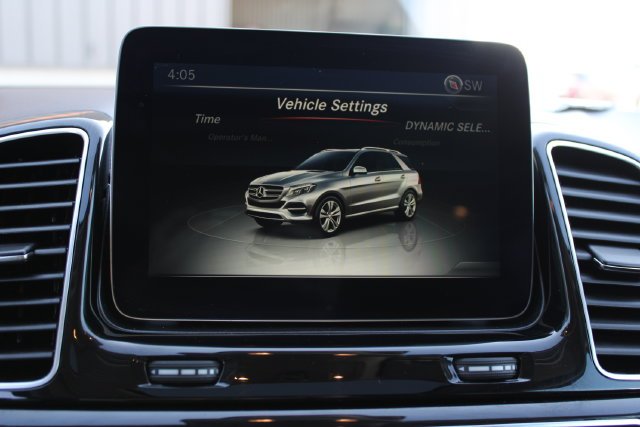 Used 2016 White Mercedes-Benz GLE 350 image 16