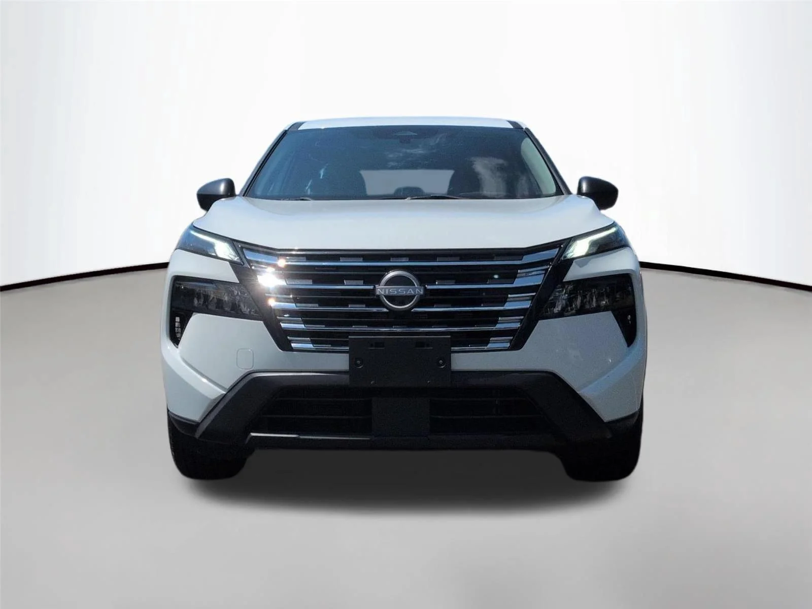 Used 2024 Glacier White Nissan S image 8