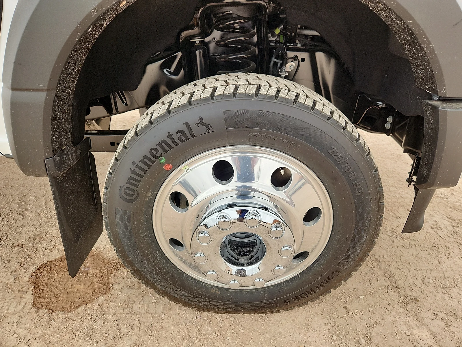 New 2026 Oxford White Ford F-450® XL image 9