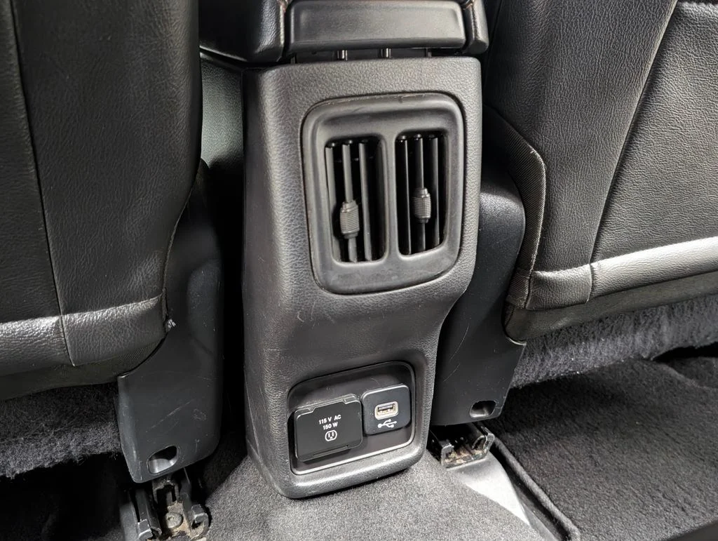 Certified Used 2019 White Clearcoat Jeep Limited image 17