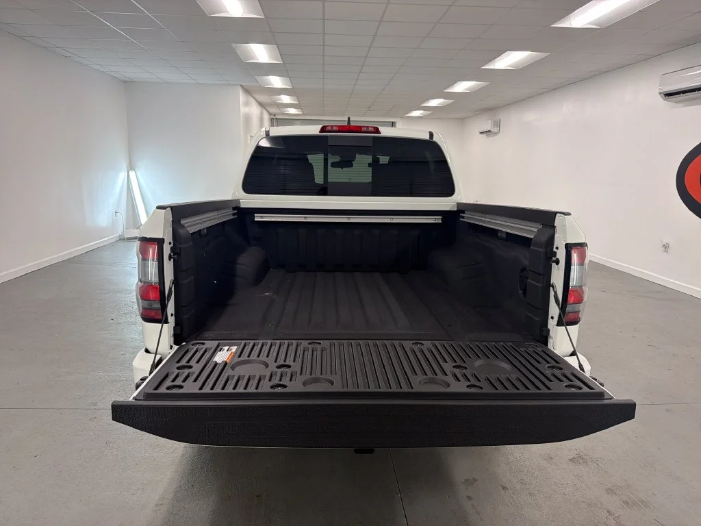 New 2027 Glacier White Nissan Crew Cab PRO-4X® image 8