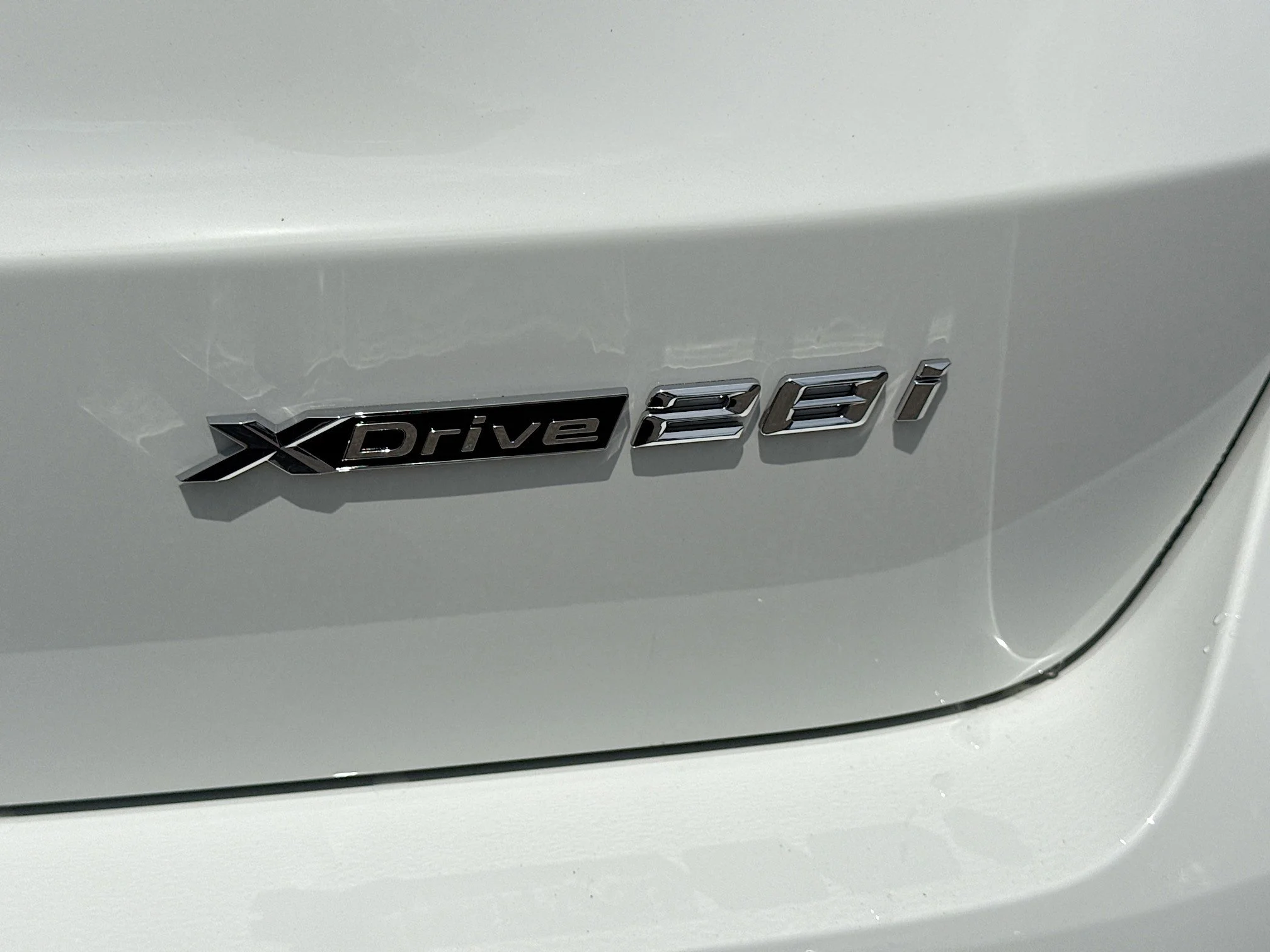 New 2026 Alpine White BMW xDrive28i image 11