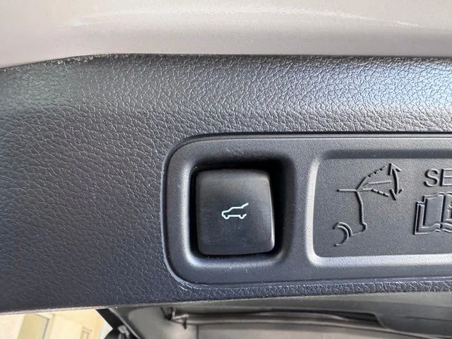 Certified Used 2024 White Ford XLT image 27