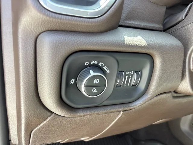 New 2026 Silver Ram Laramie image 27
