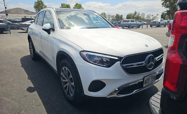 2024 Mercedes-Benz GLC 300 GLC 300