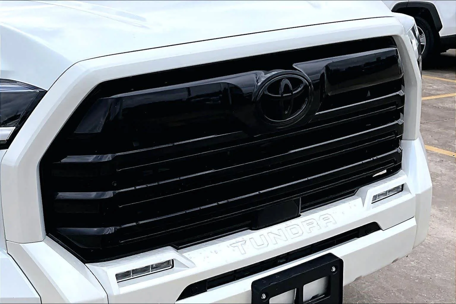 Used 2024 Wind Chill Pearl Toyota Limited Hybrid image 29