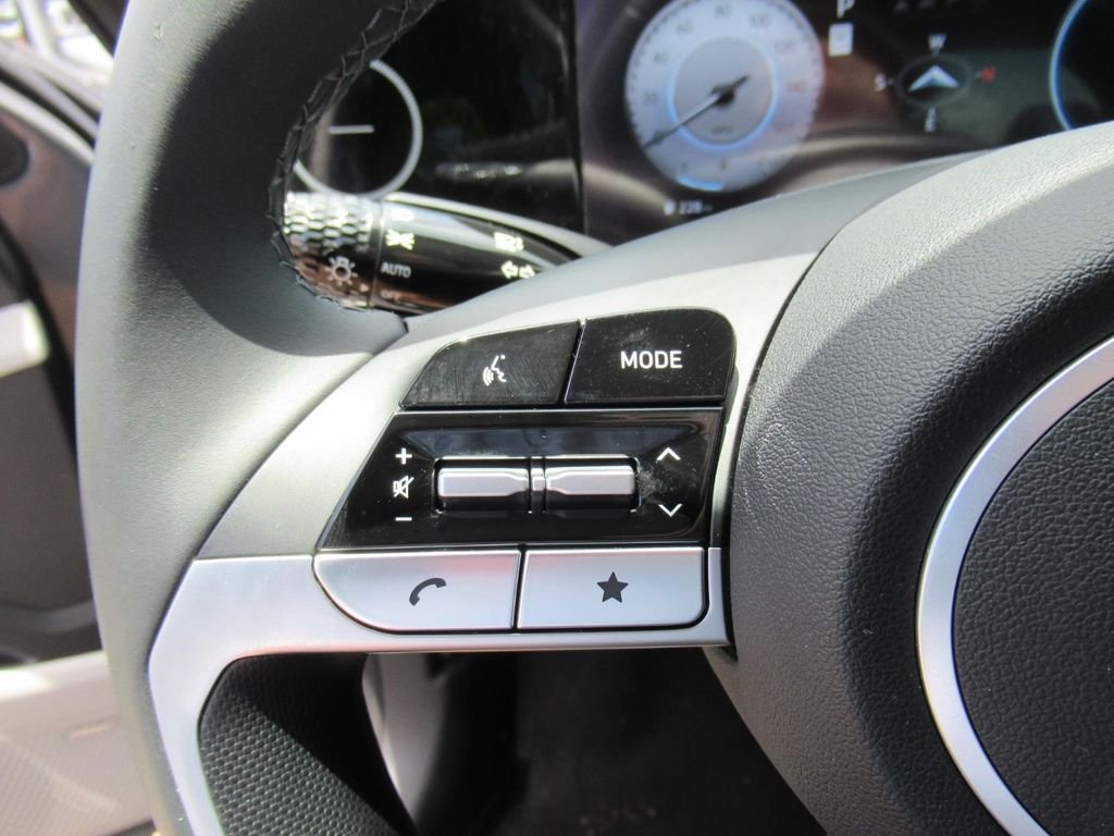 Used 2025 Gray Hyundai Limited image 24
