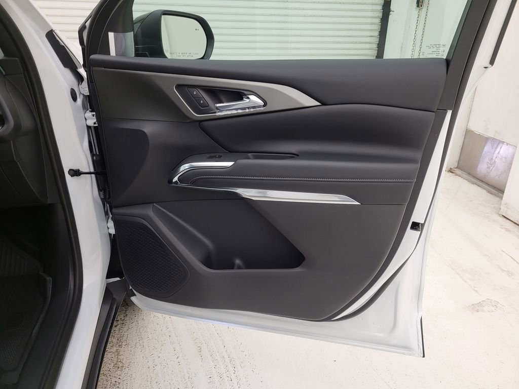 2026 Chevrolet Traverse LT - Photo 35