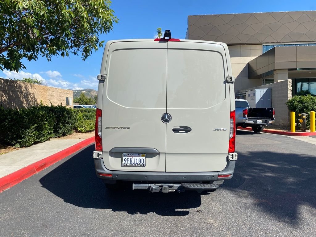 Used 2024 Gray Mercedes-Benz Cargo 144 WB image 8