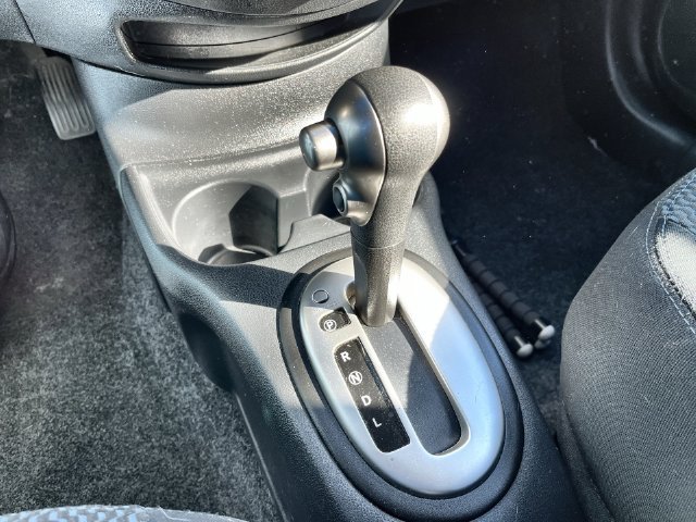 Used 2014 Black Nissan SV image 29