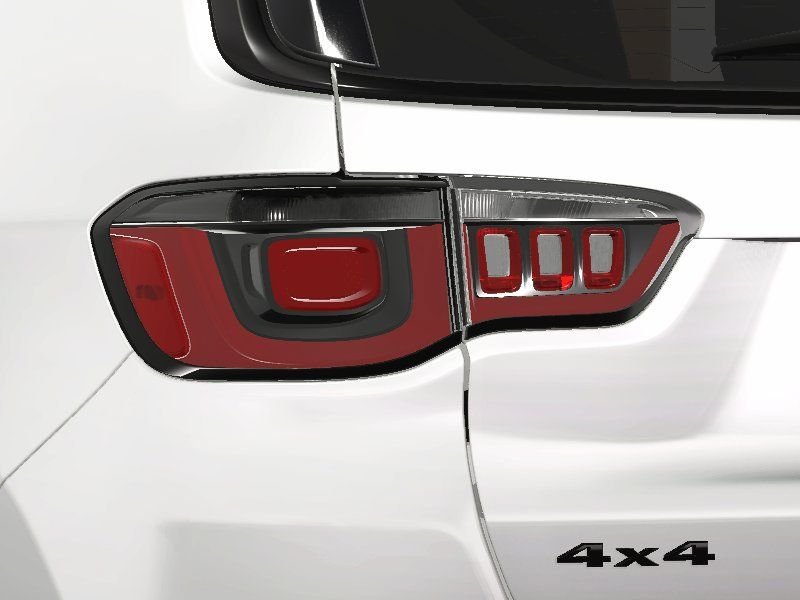 New 2024 Bright White Clear-Coat Exterior Paint Jeep Latitude image 12